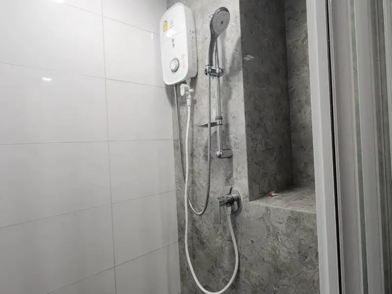 For sale or rent Atmoz Oasis Onnut ห้องกั้นแยกเป็นสัดส่วน ชั้น 2 ได้วิวสวน มาจับจองได้แล้ววันนี้