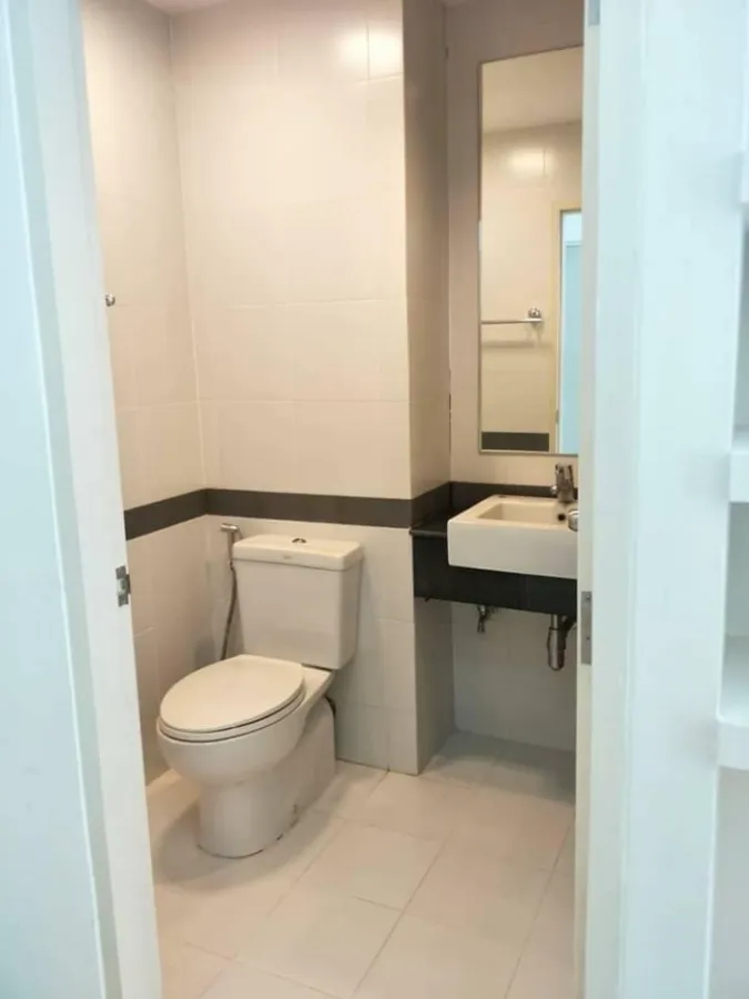 ขายด่วน!! คอนโด เอ สเปซ สุขุมวิท 77 ชั้น 6 ตึก B วิวสระว่ายน้ำ ทำเลดี น่าลงทุน ห้ามพลาด!!