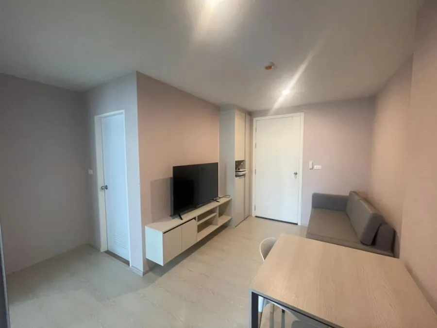 Condo for sale, The Kith Plus, Phahonyothin-Khu Khot, separated, fully furnished, just bring your bags.