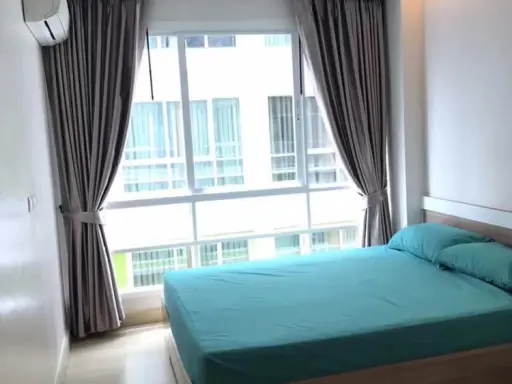 Condo for sale/rent: Emerald Residence Ratchada. Spacious room with usable space. Good price. Hurry and reserve now!