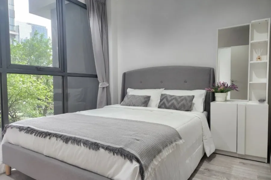 Urgent sale! Ideo Mobi Rama 9 condo, spacious rooms with ample living space, amazing price. Book yours today!