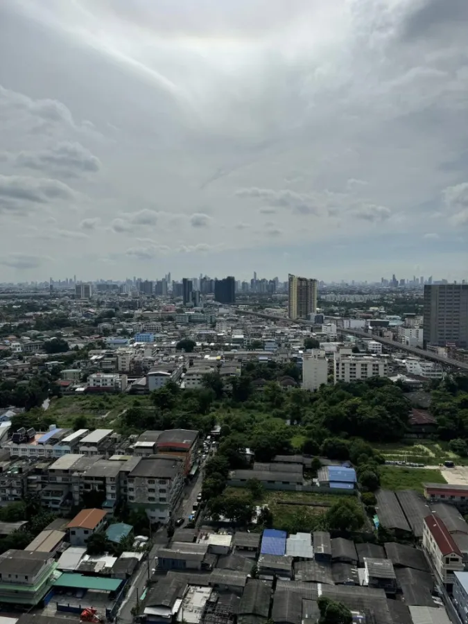 ขาย คอนโดพาร์คแลนด์ เพชรเกษม 56 ห้องหัวมุมขนาดใหญ่สุดของโครงการ มีความเป็นส่วนตัว ราคาดี รีบย้าย
