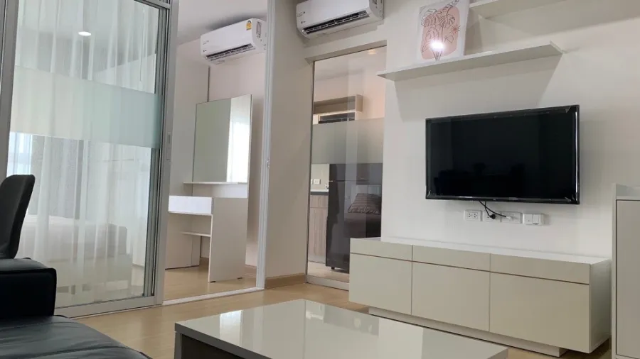 Condo for rent, Supalai Veranda Ramkhamhaeng, beautiful room, high floor, good view, near BTS, fully furnished, ready to move in, book now!