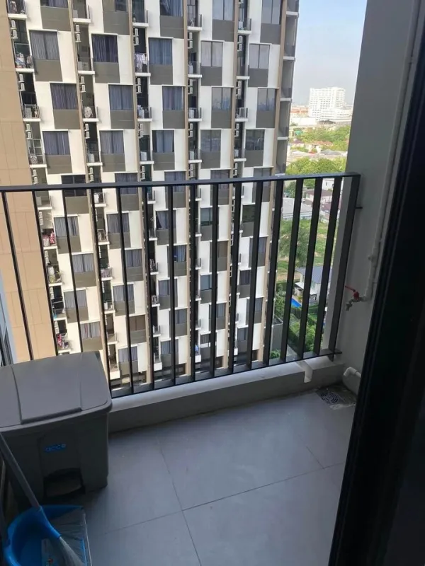 ขาย Blossom Condo @Fashion ห้อง DUPLEX ชั้น 10 วิวสระว่ายน้ำ ของตกแต่งครบครัน น่าอยู่แบบนี้จองด่วนๆ