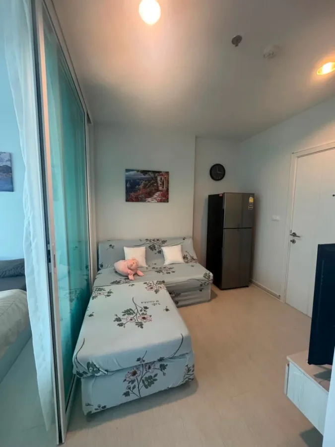 Aspire Erawan condo for rent. Fully furnished, just bring your belongings and move in!
