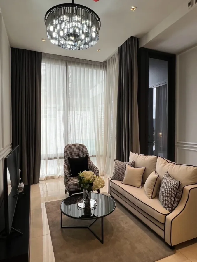 ให้เช่า Ashton Silom ชั้น 10 ห้องกว้าง อยู่สบาย มาพร้อมการตกแต่งที่ครบครัน สนใจจองเลย