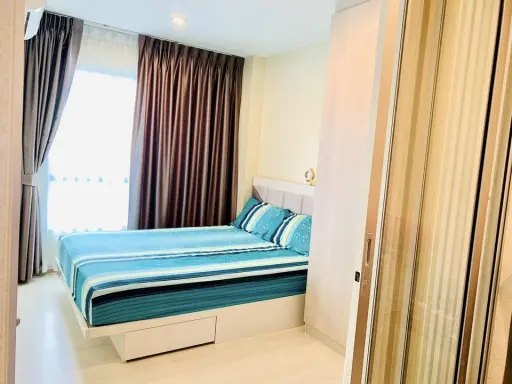 Sell Condo The Kith Plus sukhumvit 113, 6th floor, corner room, very private Fully furnished, book now.