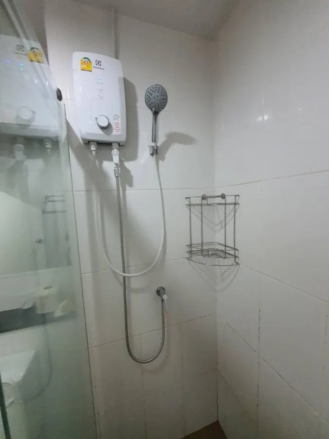 Condo for rent, Regent Home Bangson, has a proportional area, reasonable price, comes with a washing machine, reserve quickly.
