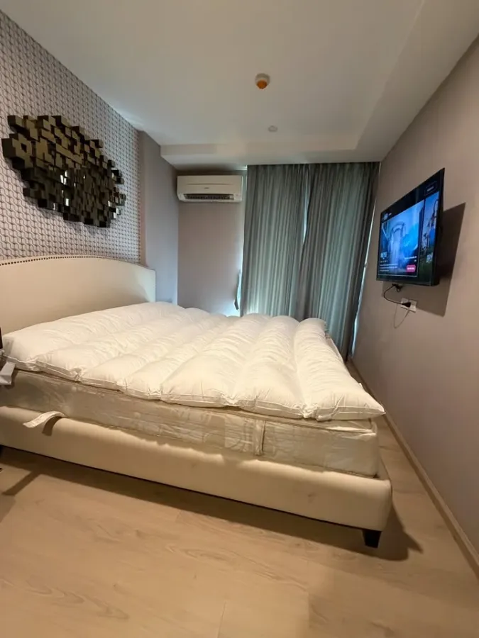 For rent: D' Memoria Phaholyothin 8, 44 sq.m., large and spacious room, beautiful room, great location, ready to move in. Viewing appointments availab