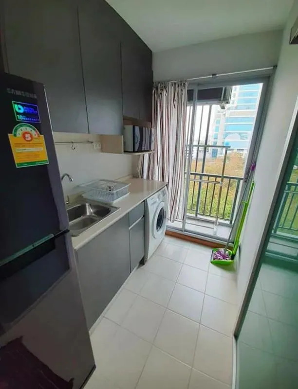 Sale/rent Hallmark-Chaengwattana Room with TV 50 inches 1 bedroom 28.9 sq m. Price lower than market!!