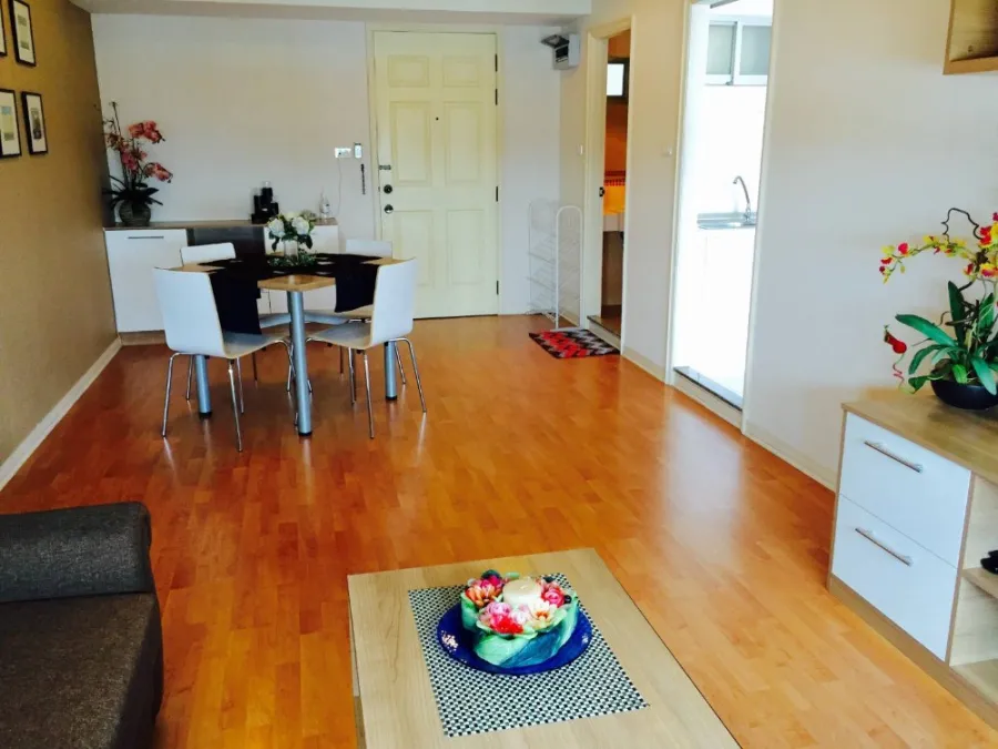 For rent!! Condo Lumpini Ville Ramkhamhaeng 44, 18th floor, Building A, beautiful room, ready to move in. Don't miss it!!
