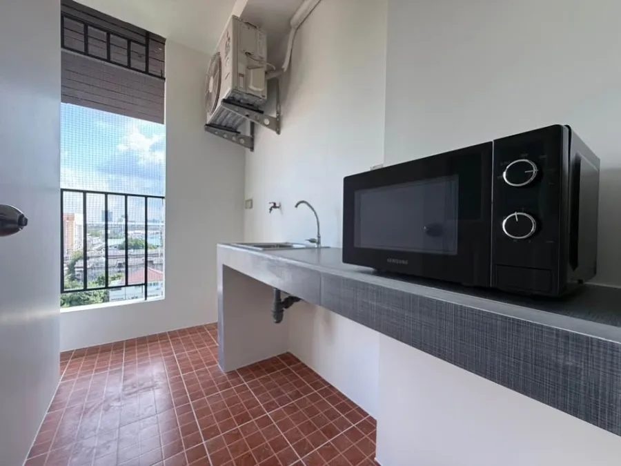 For rent: Country Ville Resort Condominium, ready to move in, furnished and equipped with appliances, affordable price. Hurry and reserve now before i