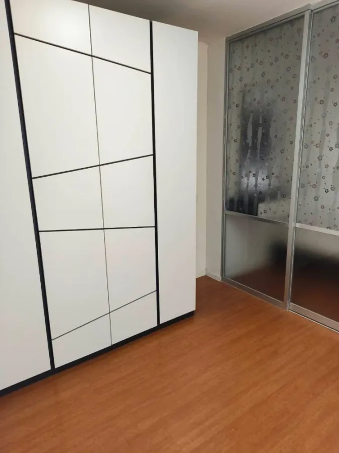 For rent: Lumpini Chonburi condo, ready to move in, separate room, comes with an outside balcony. Don't miss out, book now!