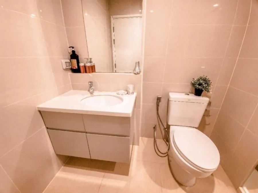 For Sale The Zea ศรีราชา 2 ห้องนอน​ 2 ห้องน้ำ ชั้น7 วิวทะเล-สระว่ายน้ำ ตำแหน่งดีที่สุดของโครงการ