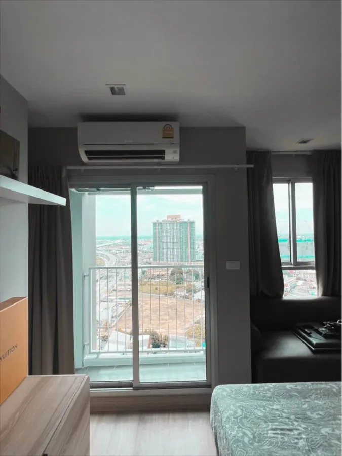 ให้เช่า คาซ่า คอนโด บางใหญ่ ห้องสวยมาก studio 24 ตรม. ชั้น 27 สูงสุดๆ รับลมดีมาก วิวสระว่ายน้ำ ด่วนๆ