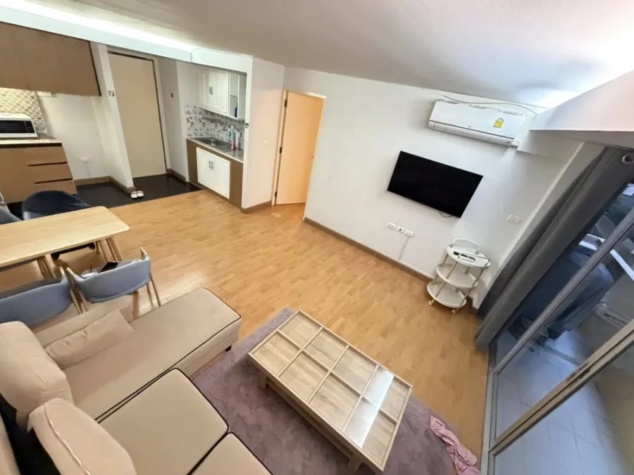 For sale/rent: Family Park Ladprao 48. Very spacious room, comfortable living, just bring your suitcase!