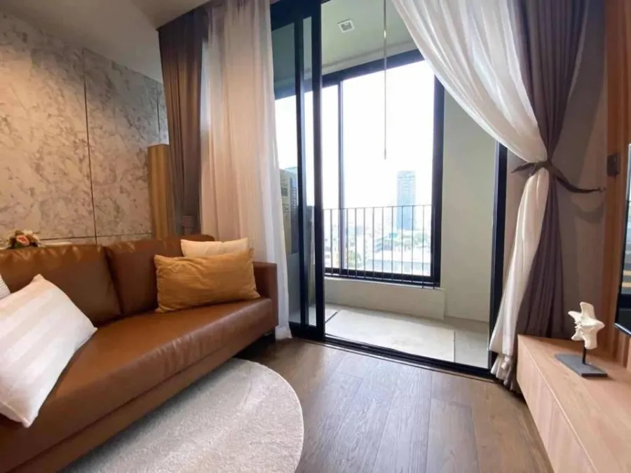 For rent, Ideo Q Sukhumvit 36, spacious room. Full built-in furniture Good like this. Hurry up to reserve. Don't be late.