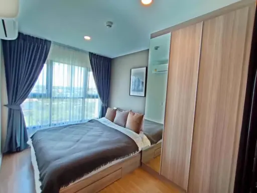 Condo for rent, The Origin Phahon - Saphan Mai, beautiful decorated room, wallpaper, furniture, Build-in in the whole room