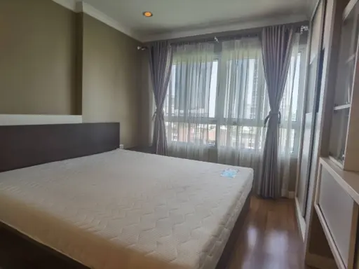 ให้เช่า ลุมพินี เพลส พระราม 9-รัชดา ห้องนอน furniture built-in พร้อมเข้าอยู่สุดๆ รีบจองเลยจ้า images
