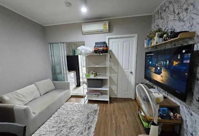 For sale: U Delight at Bang Son Station, 23rd floor, swimming pool view. Comes with complete decoration. If interested, reserve now.