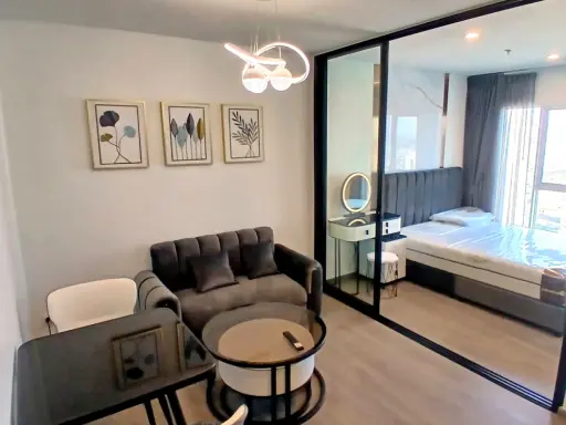For rent: Regent Home Bangna, beautifully decorated unit with full furnishings, great location, convenient transportation. Don't miss out!