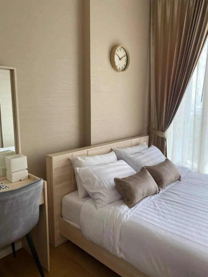For rent The Saint Residences, new room, unboxing Minimal style decoration High floor, great view I need this room