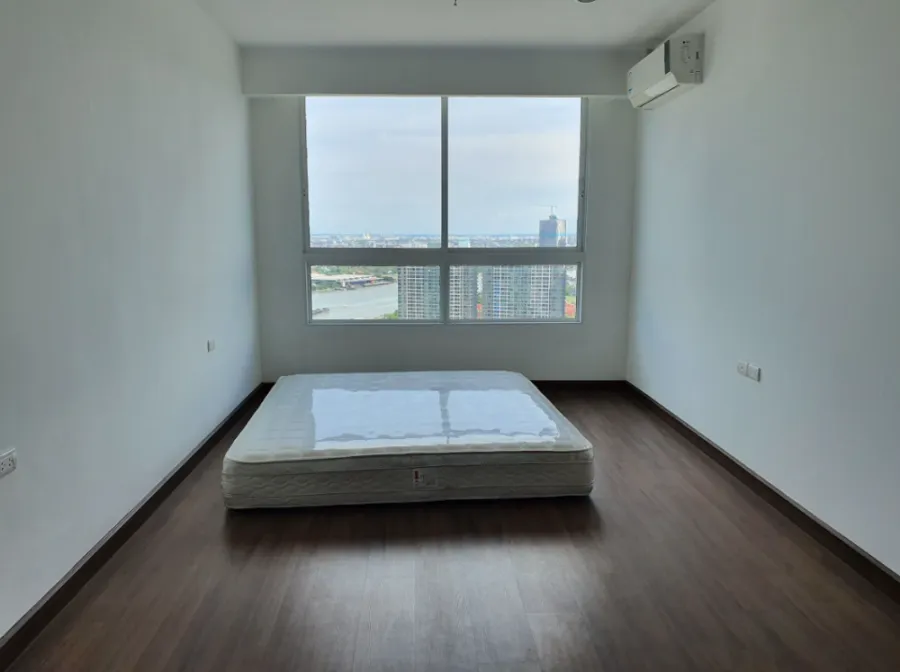 Condo for rent, Supalai Prima Riva, high floor, beautiful view, complete built-in furniture, don't wait.