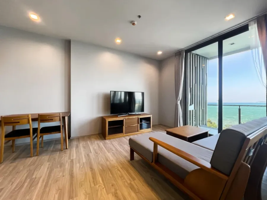 ให้เช่า บ้านปลายหาด ชั้น 5 วิวทะเลสวย ใกล้หาดวงศ์อมาตย์ และปราสาทสัจธรรม ห้ามพลาด