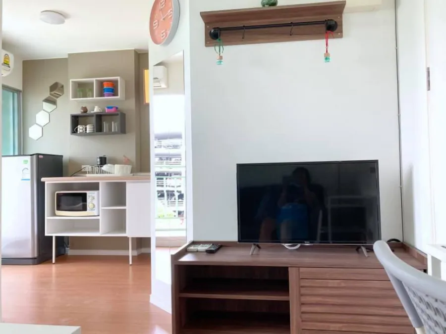 Don't miss this room for rent, Lumpini Township, Rangsit Khlong 1, decorated room to meet the tenant's problem. Book it and you won't regret it.