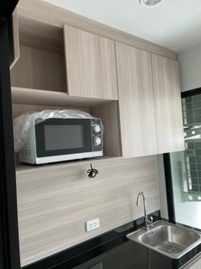 ให้เช่า รีช พหลโยธิน 52 ชั้น 5 ห้องสวย น่าอยู่ พร้อมเฟอร์นิเจอร์และเครื่องใช้ไฟฟ้าครบ จองเลย