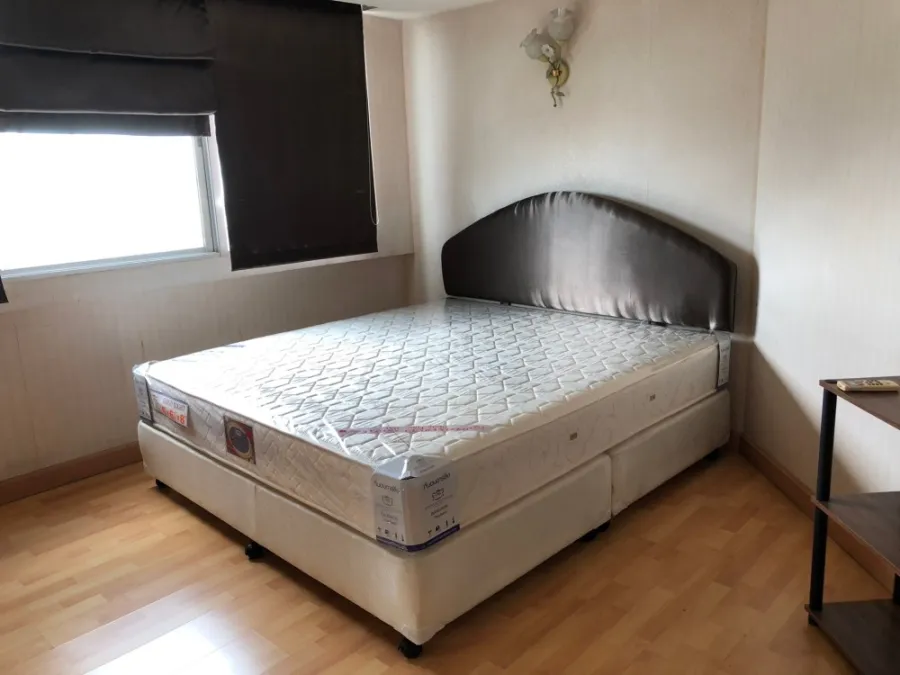 Condo for rent, Supalai Park Phaholyothin 21, fully furnished, ready to move in, convenient transportation, urgent