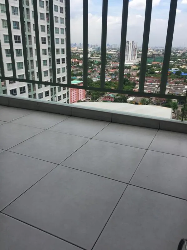 ให้เช่า Lumpini Ville แจ้งวัฒนะ-ปากเกร็ด ตกแต่งพร้อม มุมนั่งเล่นสบายๆ วิวสวย จองเลย