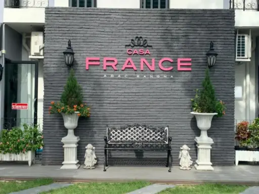 Urgent for rent !! Casa France @ ABAC Bangna Condo, fully furnished, good location, near ABAC University You can't miss it !!