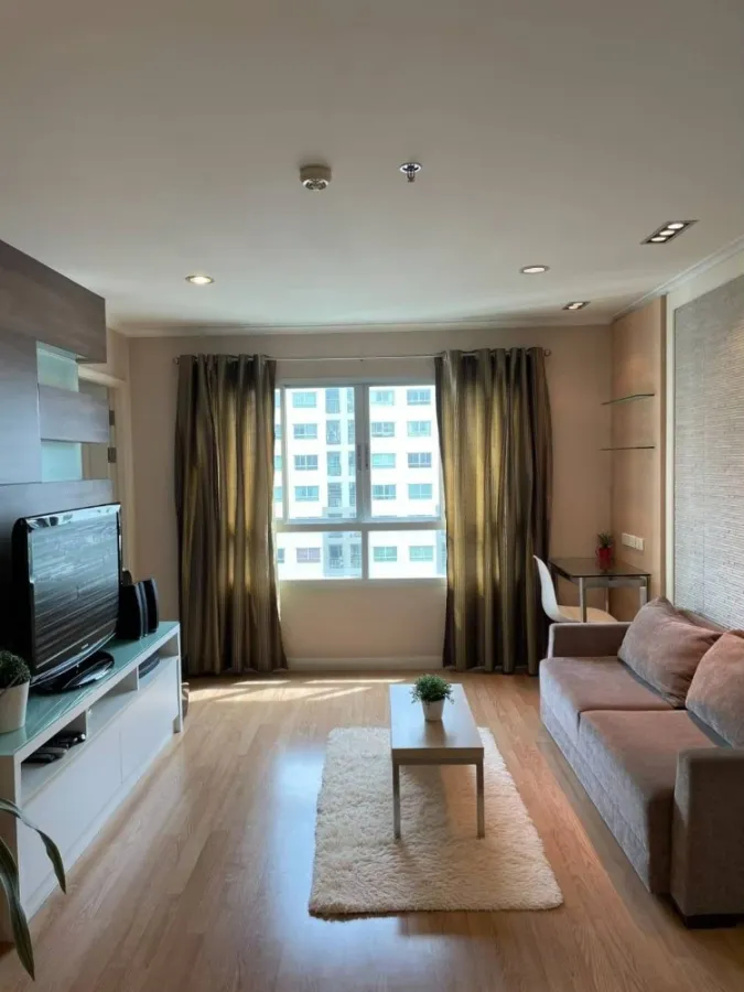ขาย ลุมพินี พาร์ค ปิ่นเกล้า ชั้น 24 วิวสระว่ายน้ำ ห้องแต่งครบ พร้อมเข้าอยู่ สนใจรีบจองเลย อย่ารอช้า