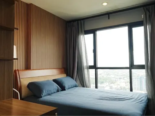 ให้เช่า The Base Park West ชั้น 39 วิวพระโขนง โซฟานุ่มนั่งสบาย ห้องกั้นเป็นสัดส่วน ไม่จองไม่ได้แล้ว