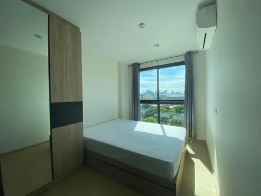 Condo for sale, The Excel Hideaway Sukhumvit 71, has electrical appliances. The room size is just right, ready to move in.