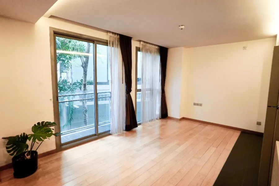 ขายด่วน!! คอนโด เวีย โบทานี สุขุมวิท 47 ชั้น 2 ห้องสภาพใหม่มาก ราคาดี พร้อมเข้าอยู่ รีบจองเลย!!