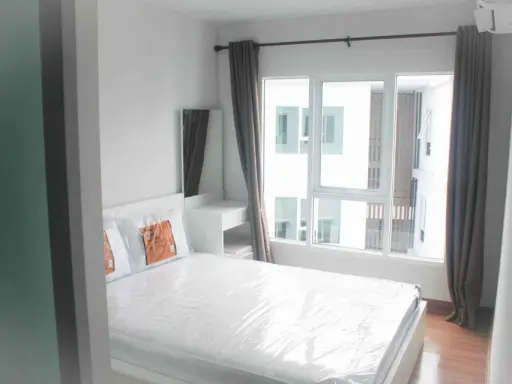 Condo for rent, Regent Home 25 Tiwanon, clearly separated room. The price is affordable. Everything is complete here. Just come and move in.