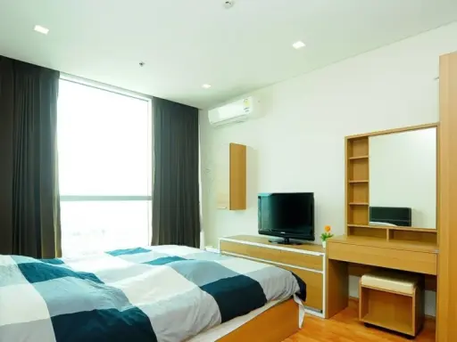 Condo for rent, Le Luxe Condominium, high floor, very beautiful view, good atmosphere, hurry to book now!!