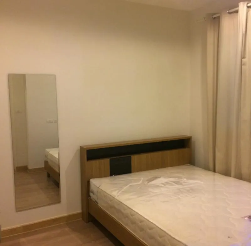 ห้องนี้ลมเย็นสบาย ไม่โดนแดดบ่าย วิวดี ไม่มีตึกบัง ชั้น 30 จองเลย ที่ เอสโทร คอนโดมิเนียม ให้เช่า