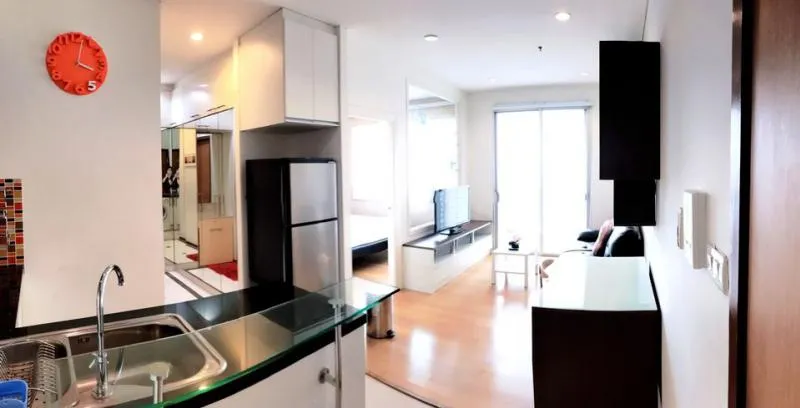ให้เช่า Villa สาทร ห้องBuilt-inจัดเต็ม โทนสีขาวสบายตาสุดๆ ทิศเหนือเย็นสบายทั้งวัน รีบจองเลยก่อนหลุด