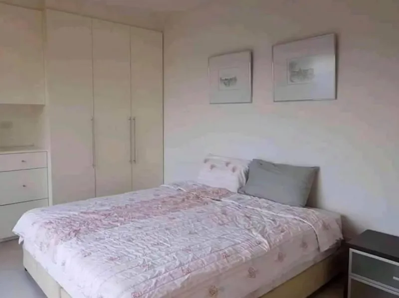 คอนโด โนเบิล รีเฟลกซ์ ห้องใหญ่แต่งหรู ย้ายเลย...อย่ารีีอ