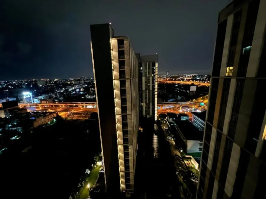 Don't scroll past!! Condo for rent, The Key Chaengwattana, beautiful room, pool view. decorated ready to move in