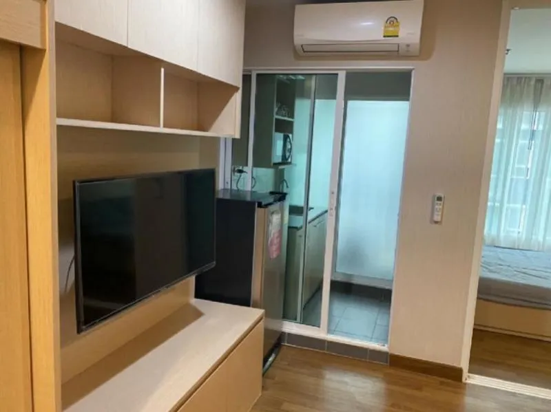Beautiful room, fully furnished, furniture, complete electrical appliances. Ready to move in, book now
