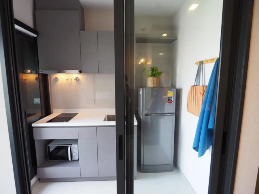 ให้เช่า Life Asoke Hype ห้องสวย ตกแต่งหรุหราสุดๆ ได้นอนชิวดูวิวสวยๆ ดีแบบนี้ ไม่จองเสียใจแทน ด่วนๆ
