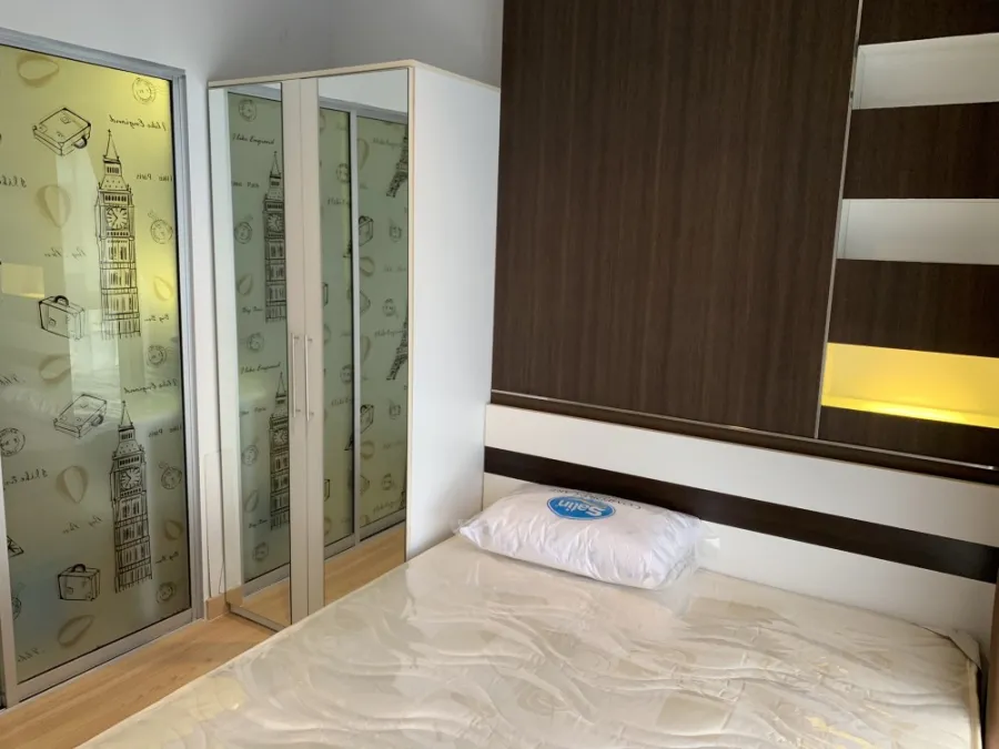 ให้เช่า Condo Thekith Tiwanon ห้องน่าอยู่ เฟอร์นิเจอครบชุด และชุดครัวบิ้วอิน บอกเลยว่าต้องมาจองด่วนๆ