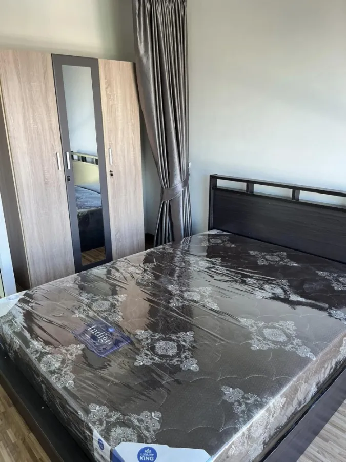 Condo for sale or rent, The Iris Bang Yai, swimming pool view, corner room, very private. When you're ready, you must hurry.