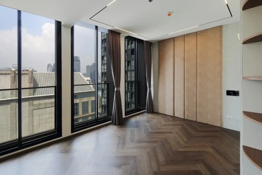 For sale rent: Noble Ploenjit, 26th floor, city view, beautiful room, nice to live in, interested in owning, hurry and reserve now, urgent!