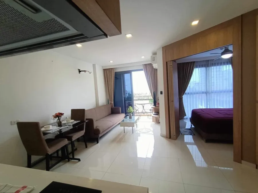 City Garden Pratumnak (South Pattaya) for sale, city view, built-in decoration. It's so nice to live in. Don't miss it.
