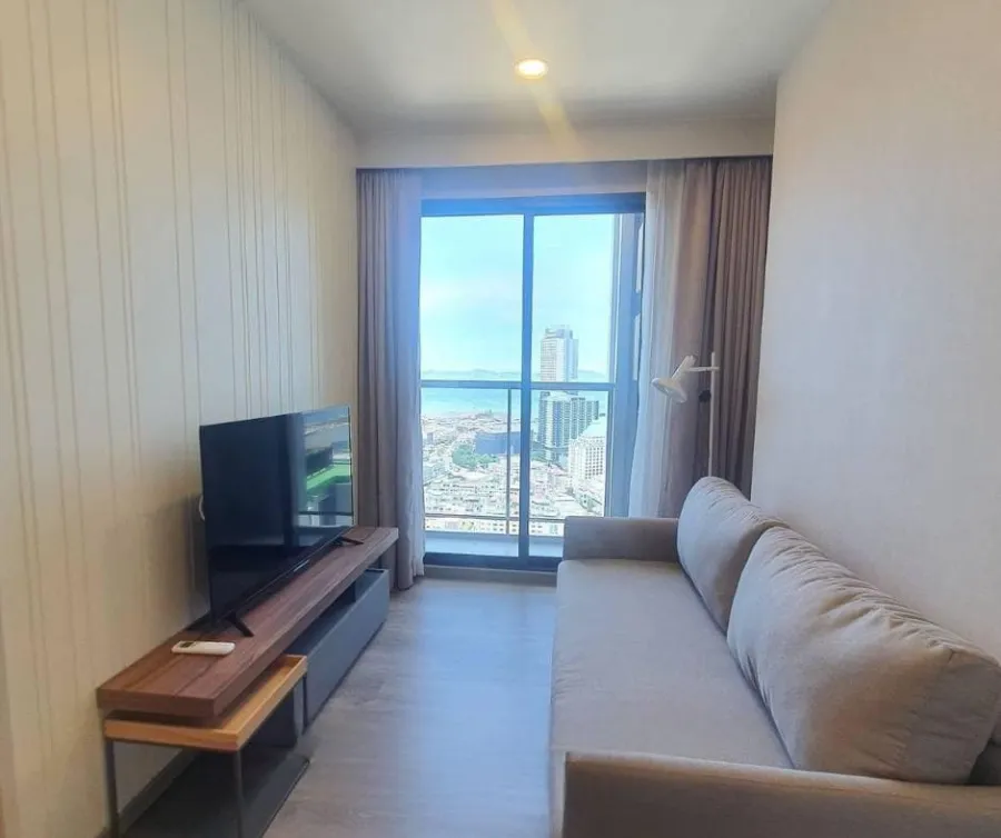 For rent, a super cool room! At Keen Center Sriracha, 31st floor, the highest, amazing sea view, book now, don't hesitate.